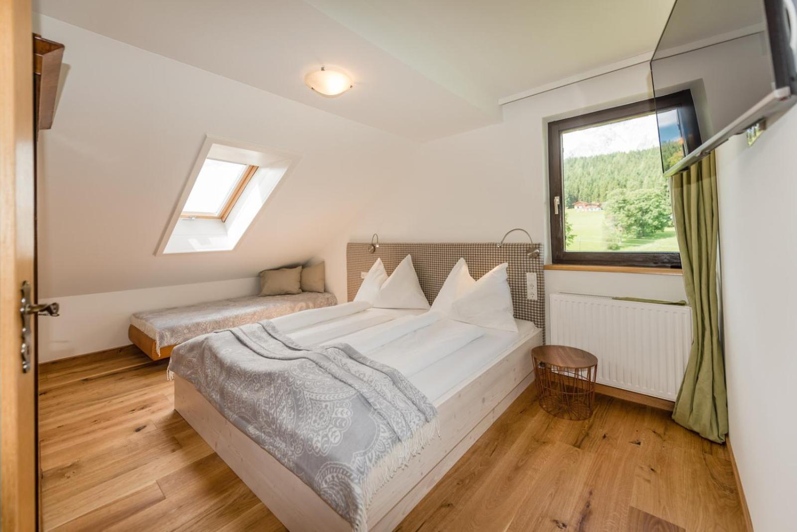 Naturchalet Hoeflehner - Heimgefuehl & Ruhelage An Loipe & Wanderweg Ramsau am Dachstein Dış mekan fotoğraf